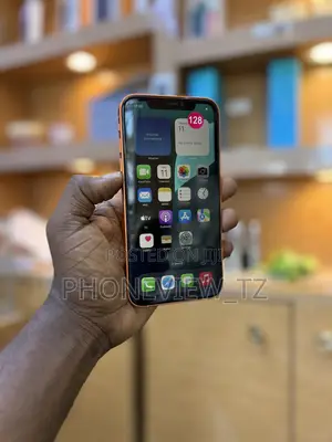 Apple XR 64 GB Orange