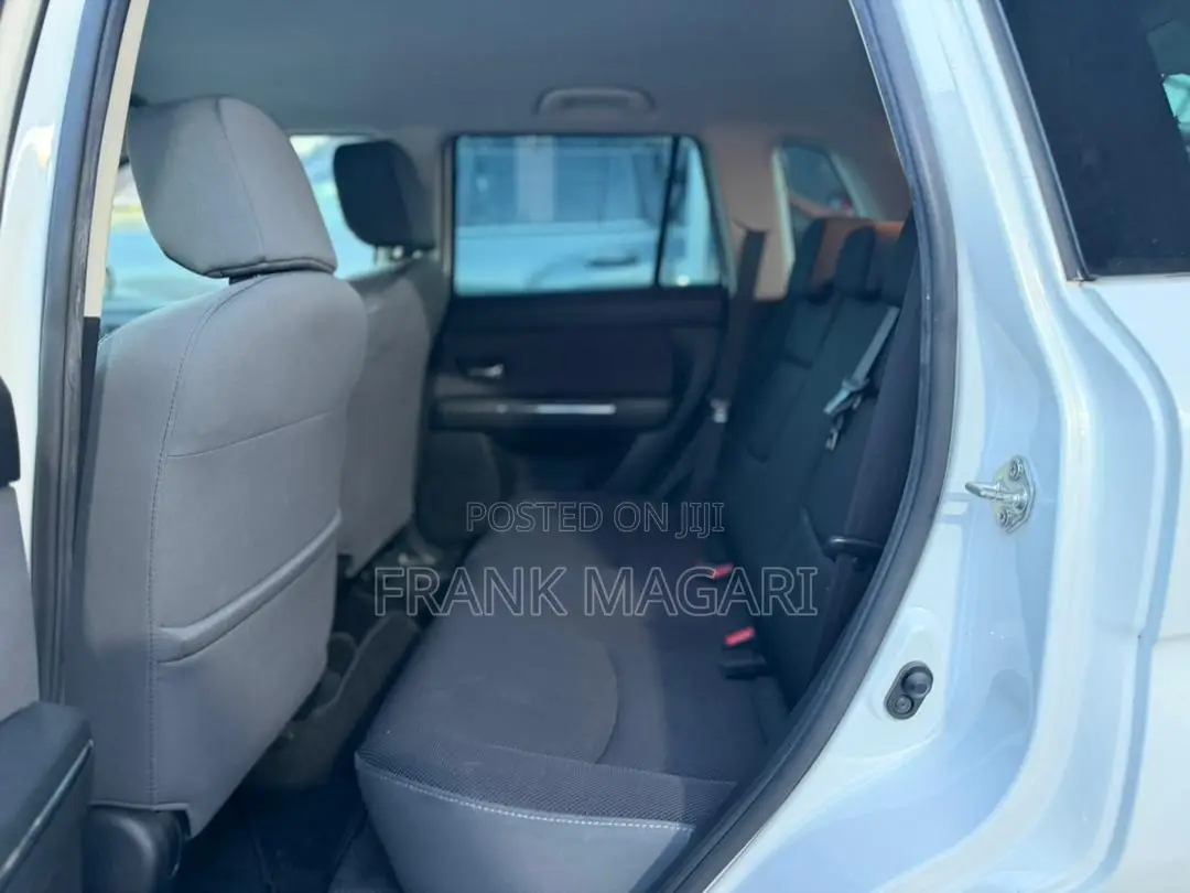 Mazda Verisa 2011 White