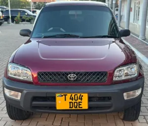 Toyota RAV4 1999 Red
