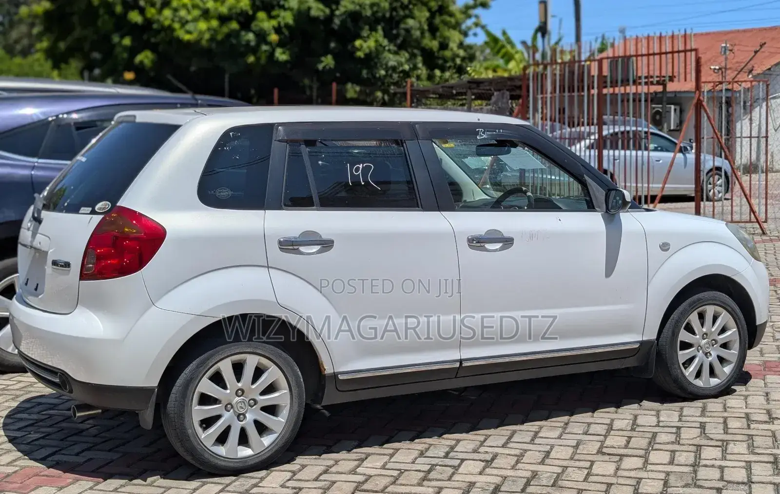 Mazda Verisa 2008 Off white