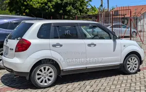 Mazda Verisa 2008 Off white