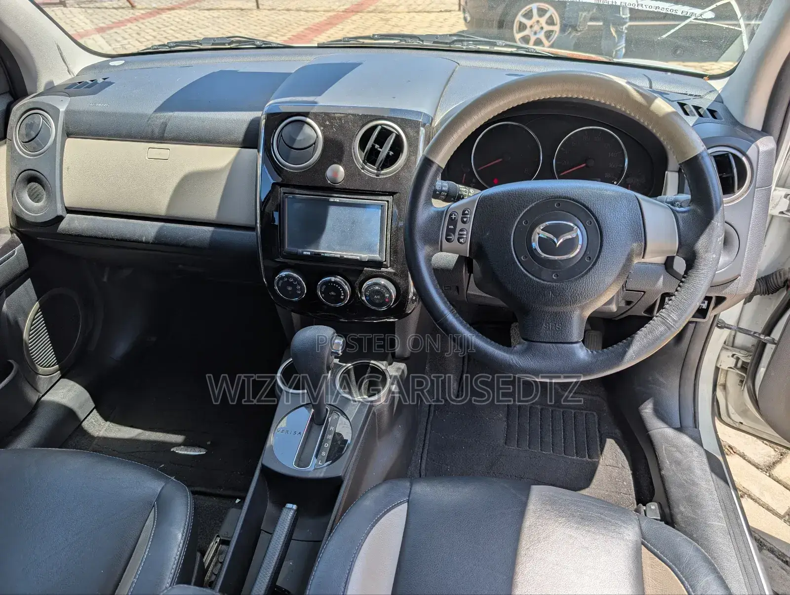 Mazda Verisa 2008 Off white