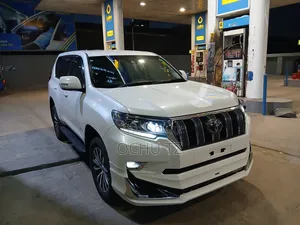 Toyota Land Cruiser Prado 2.8 2017 White