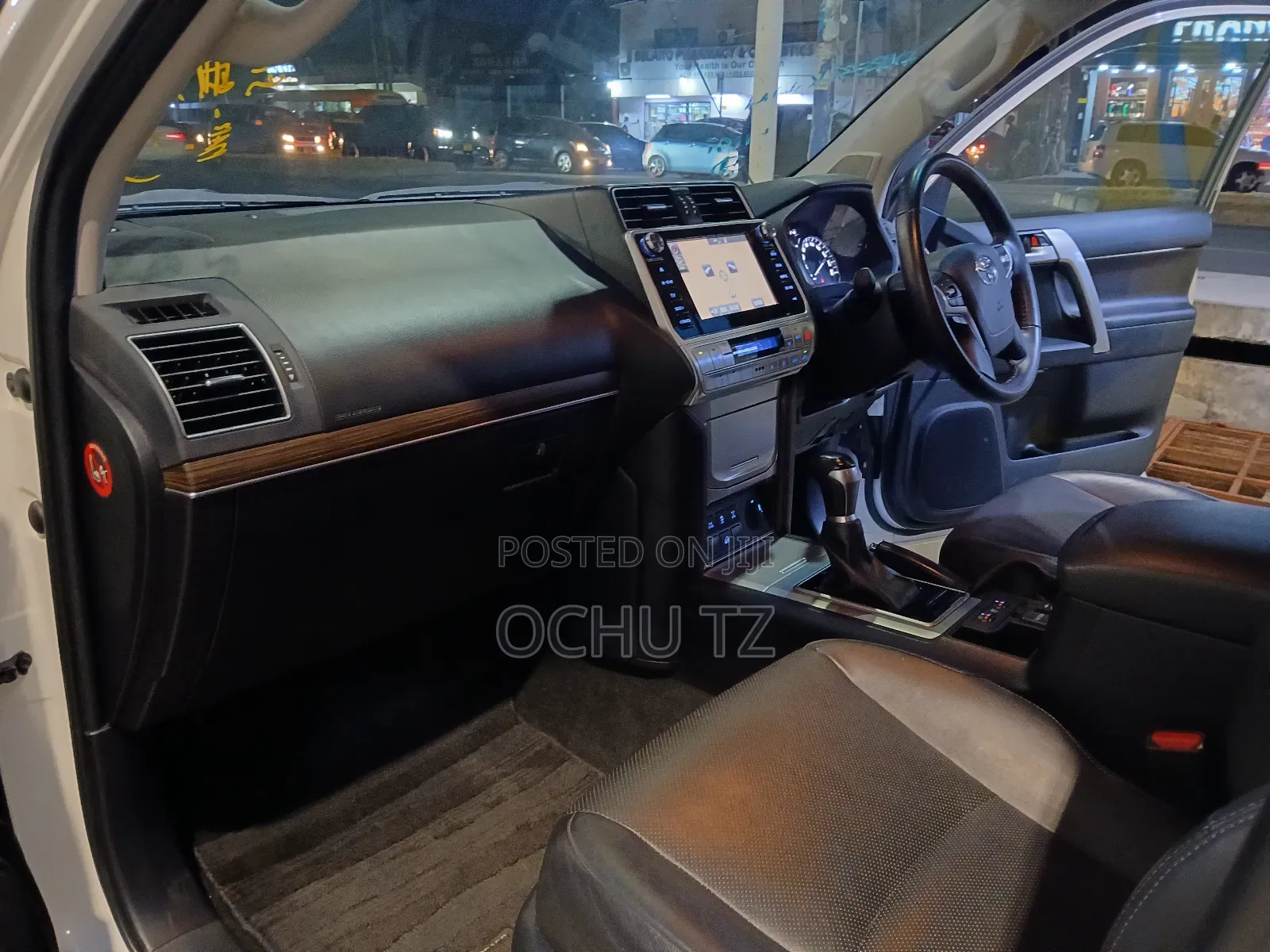 Toyota Land Cruiser Prado 2.8 2017 White