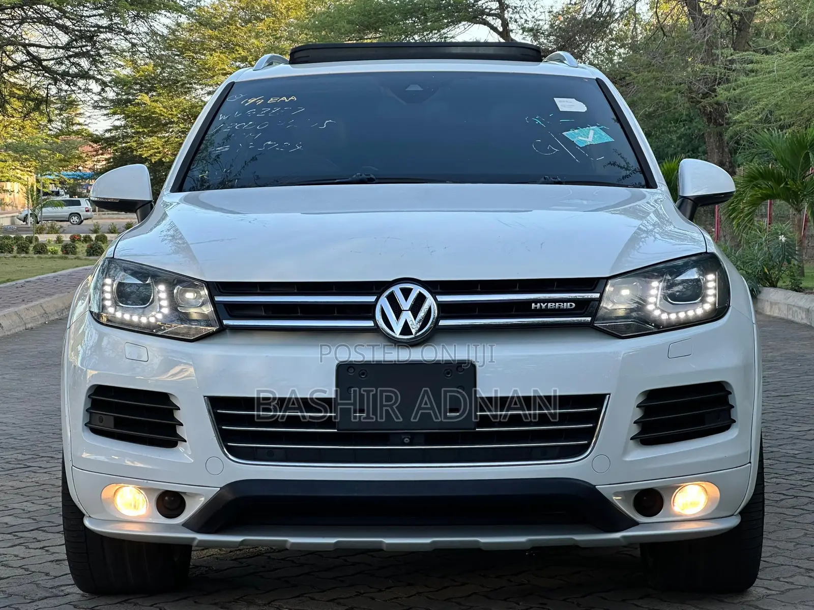 Volkswagen Touareg Hybrid 2012 White
