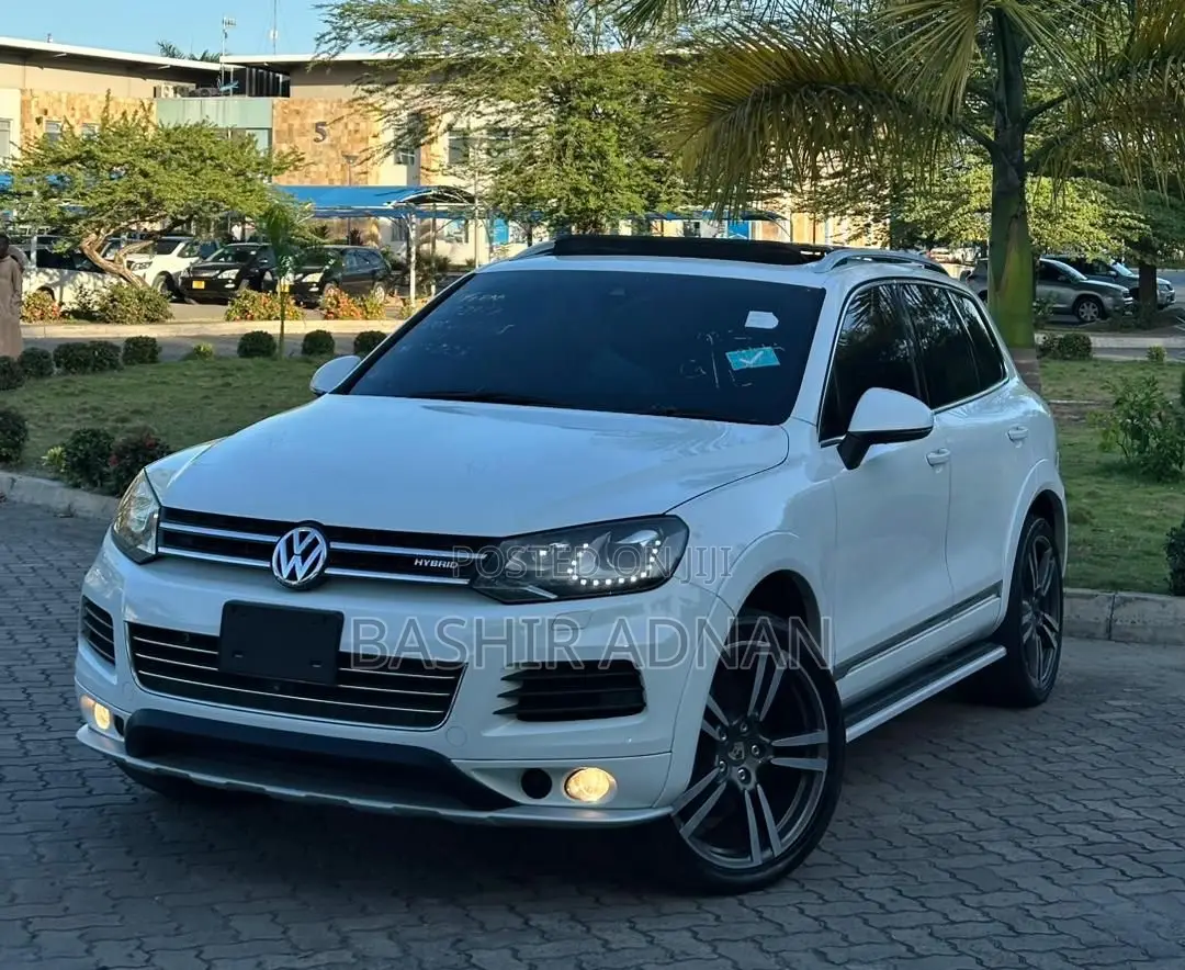 Volkswagen Touareg Hybrid 2012 White