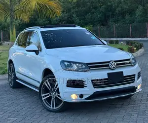 Volkswagen Touareg Hybrid 2012 White