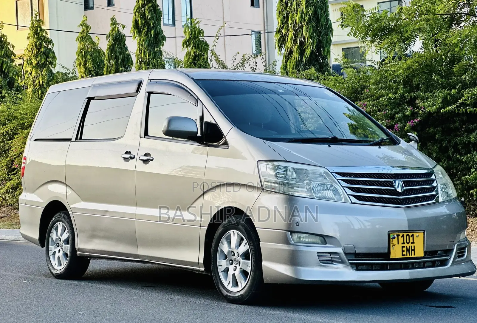 Toyota Alphard 2.4 Petrol FWD 2006 Gray