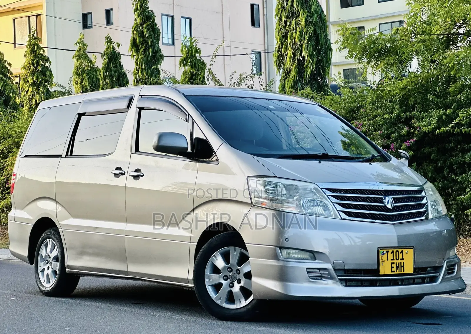 Toyota Alphard 2.4 Petrol FWD 2006 Gray
