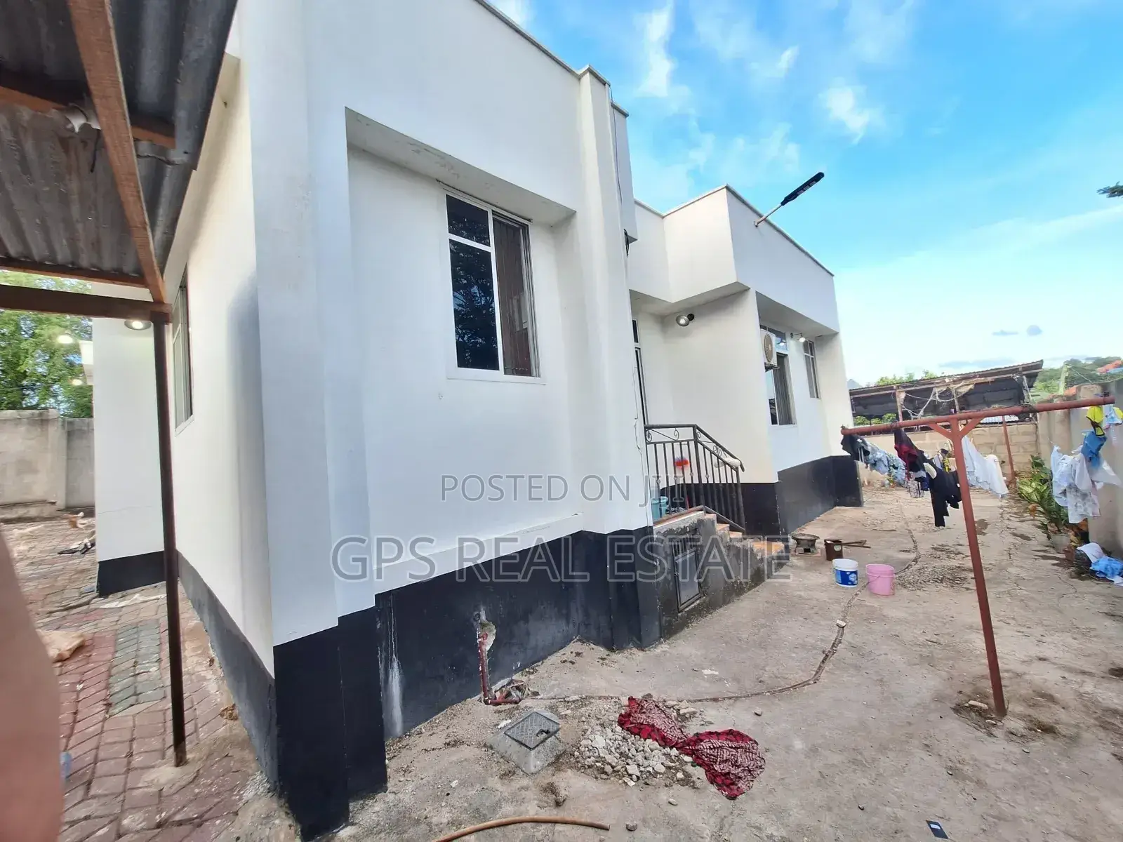 3bdrm House in Mbezi Msakuzi, Kinondoni for sale