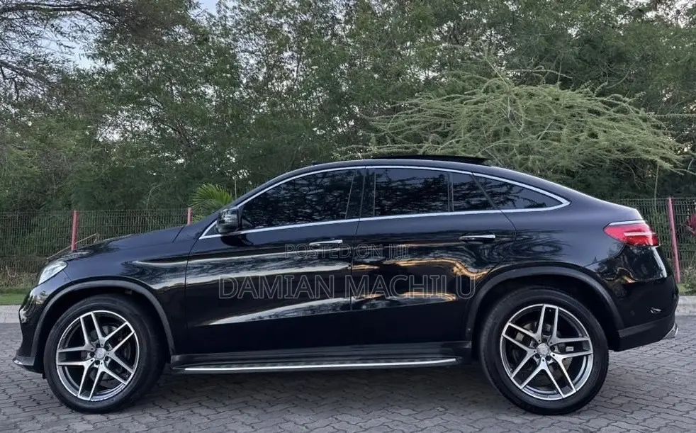 Mercedes-Benz GLE-Class 2017 Black