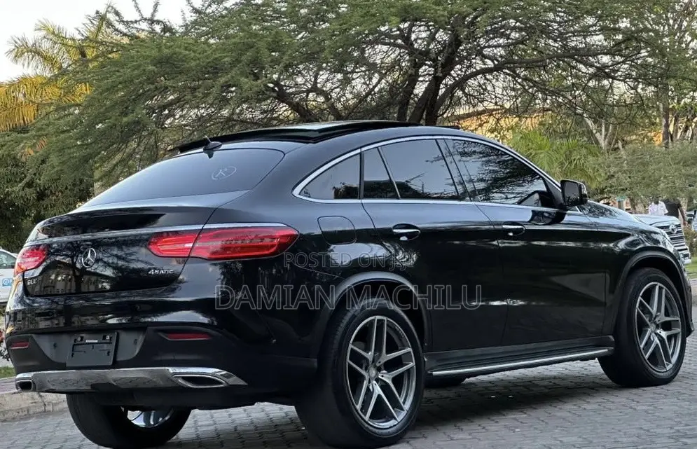 Mercedes-Benz GLE-Class 2017 Black