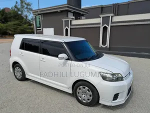 Toyota Corolla Rumion 2008 White
