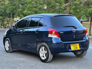 Toyota Vitz 2008 Blue