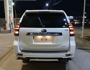Toyota Land Cruiser Prado 2.8 2018 White