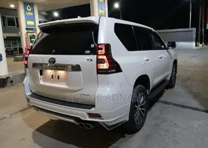 Toyota Land Cruiser Prado 2.8 2018 White