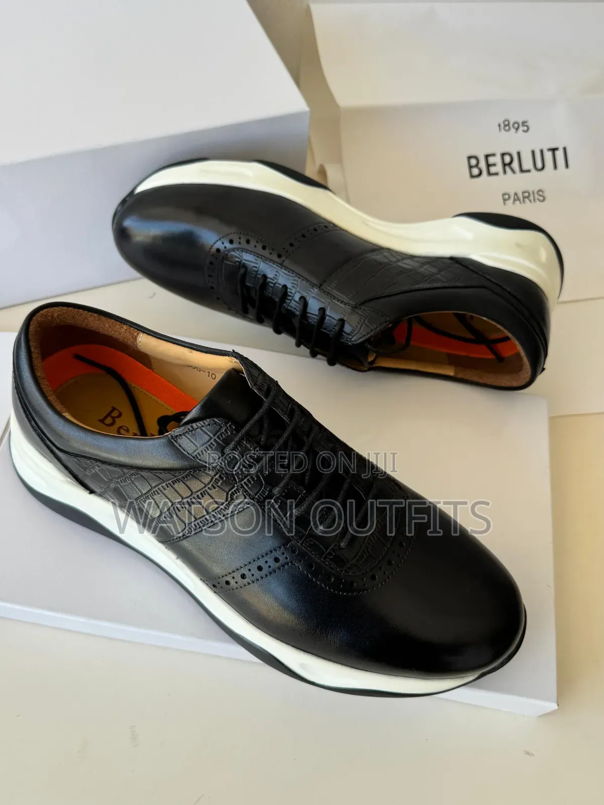 Viatu Kwa Wanaume or Men's Shoes Vya Size Au Ukubwa Mbalimbali