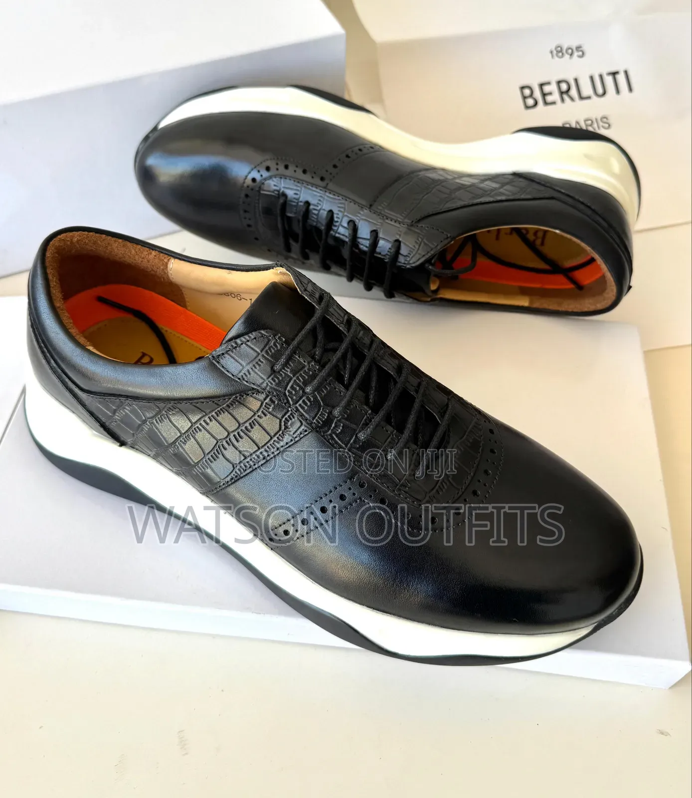 Viatu Kwa Wanaume or Men's Shoes Vya Size Au Ukubwa Mbalimbali