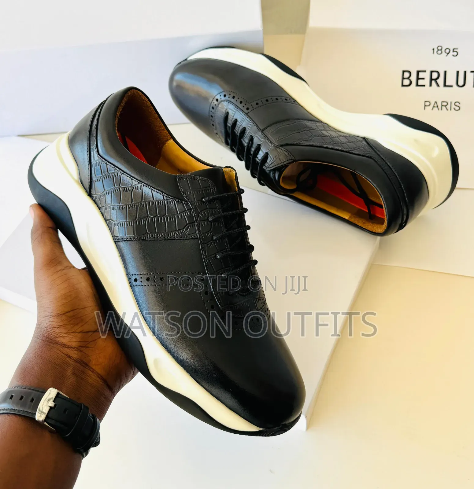 Viatu Kwa Wanaume or Men's Shoes Vya Size Au Ukubwa Mbalimbali
