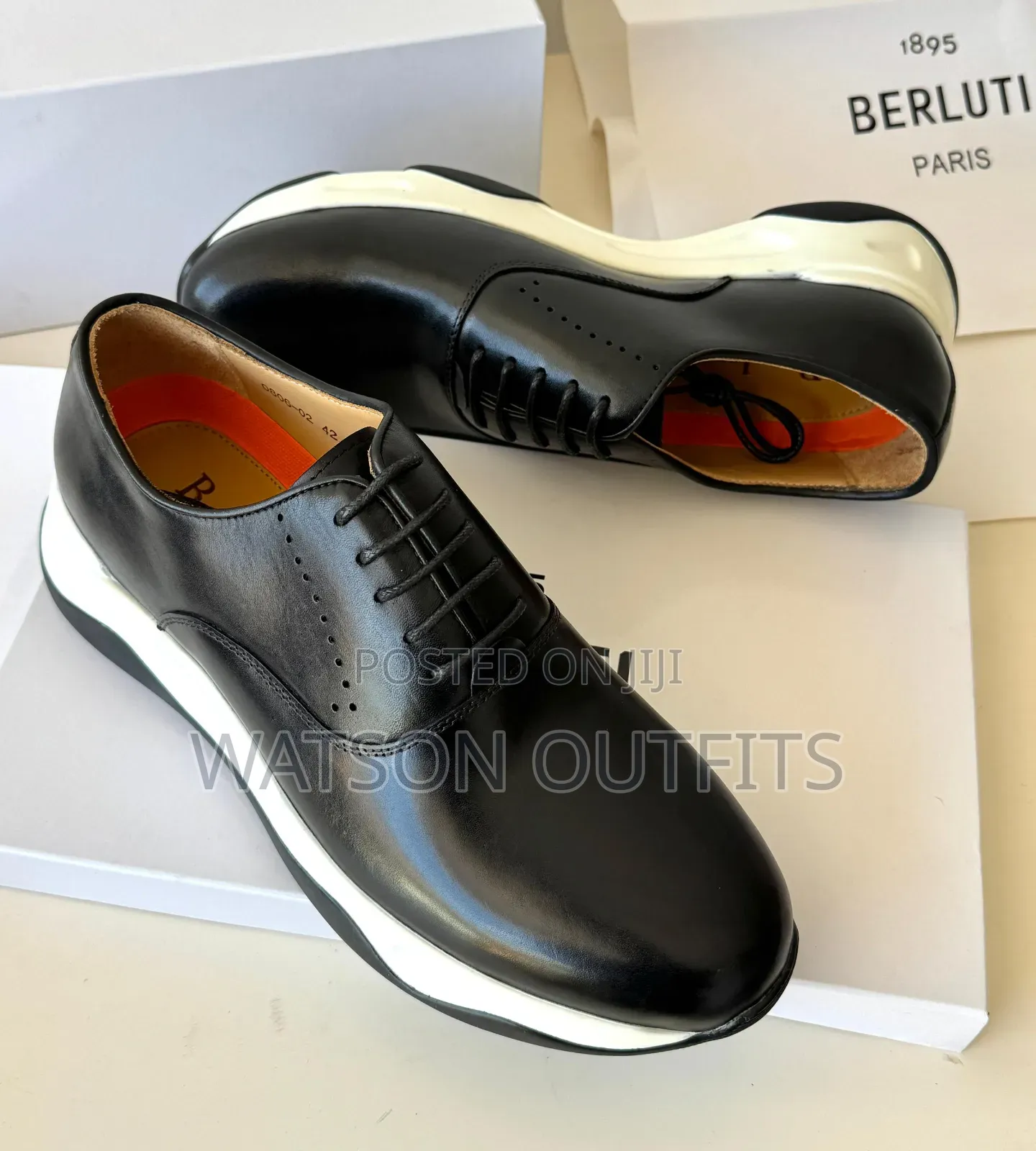 Viatu Kwa Wanaume or Men's Shoes Vya Size Au Ukubwa Mbalimbali