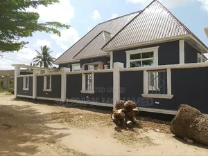Furnished 3bdrm House in Biriani Real Estate, Chamazi for sale