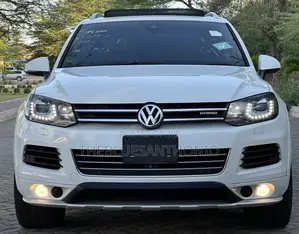 Volkswagen Touareg 2013 White