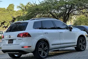 Volkswagen Touareg 2013 White