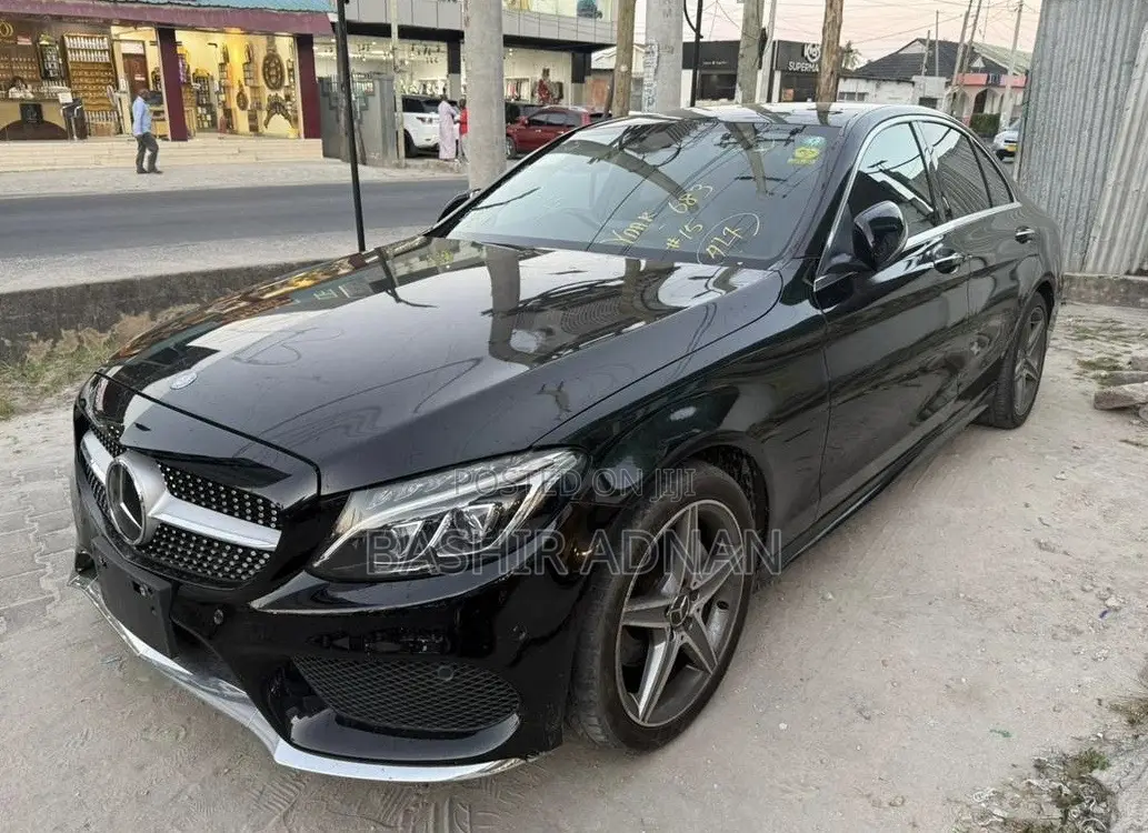 Mercedes-Benz C-Class 2014 Matt Black