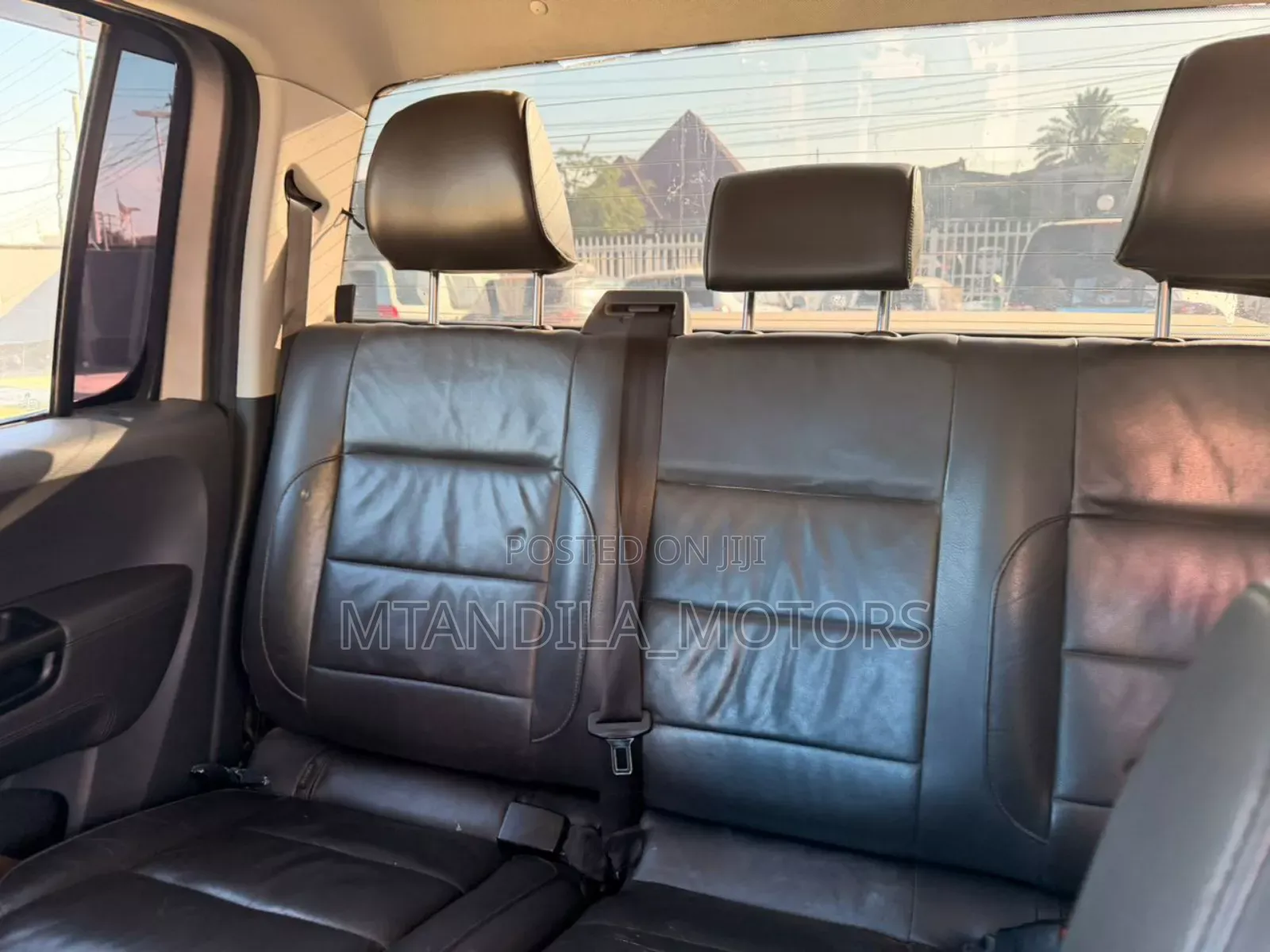 Volkswagen Amarok 2011 Gray