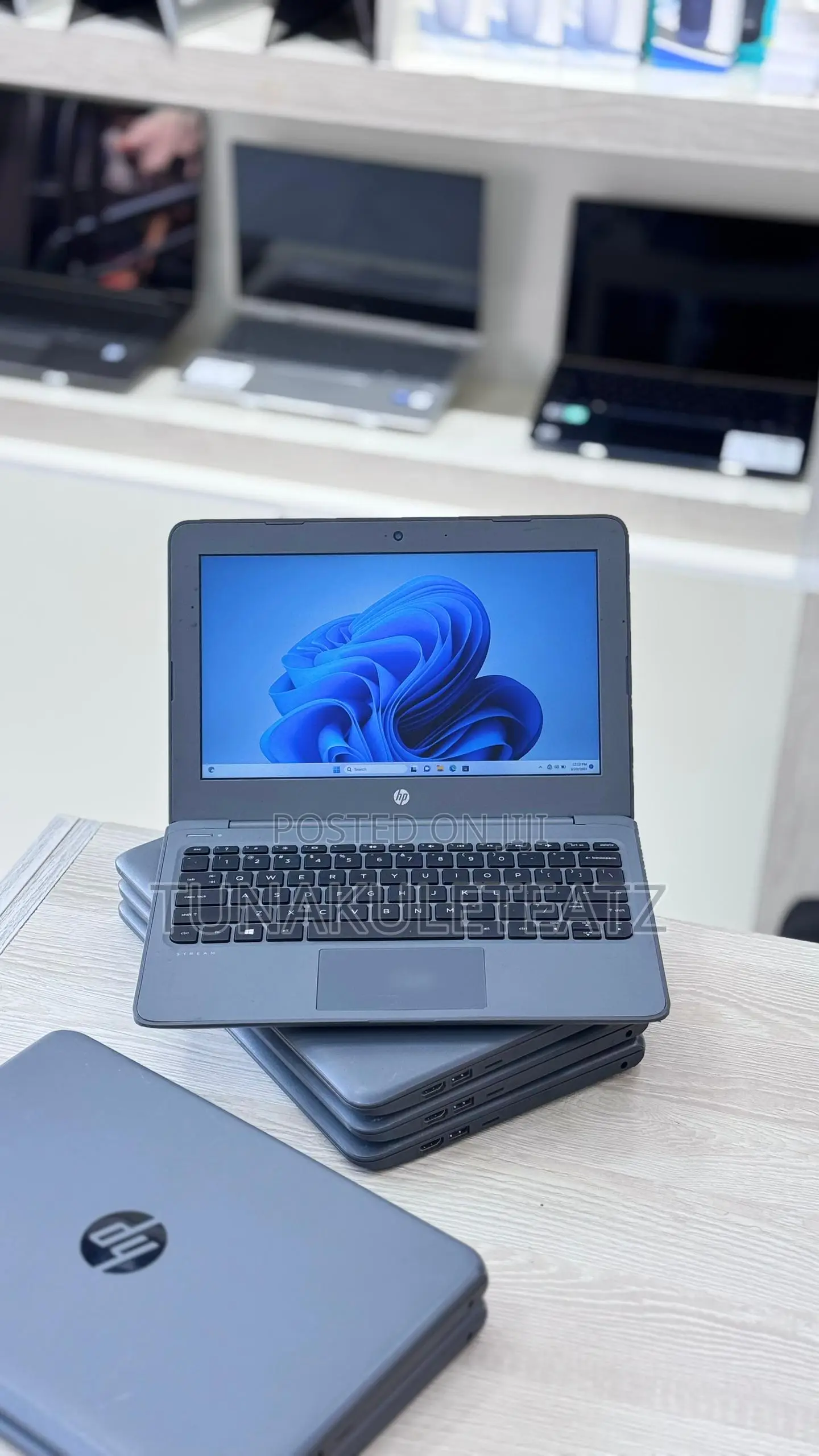 Laptop HP Stream 11 Pro G4 EE 4GB Intel Core 2 Duo SSD 60GB