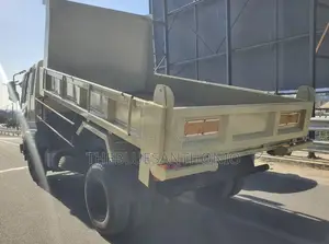 Mitsubishi Fuso Tipa Kaliiii 1996 Yellow