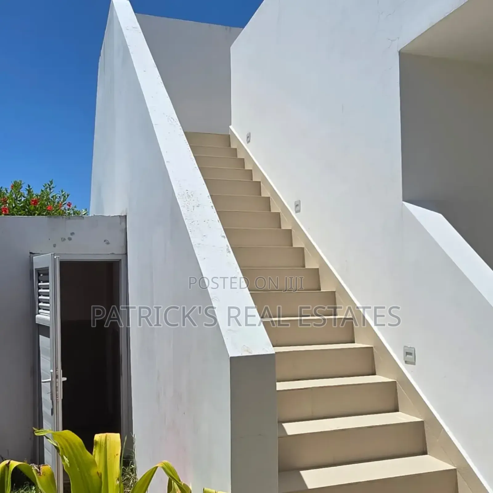 Furnished 2bdrm Villa in Patrick'S Real, Magharibi for sale