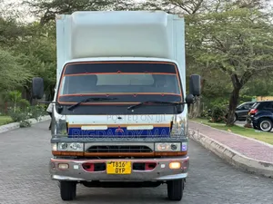 Mitsubishi Canter 1999 White