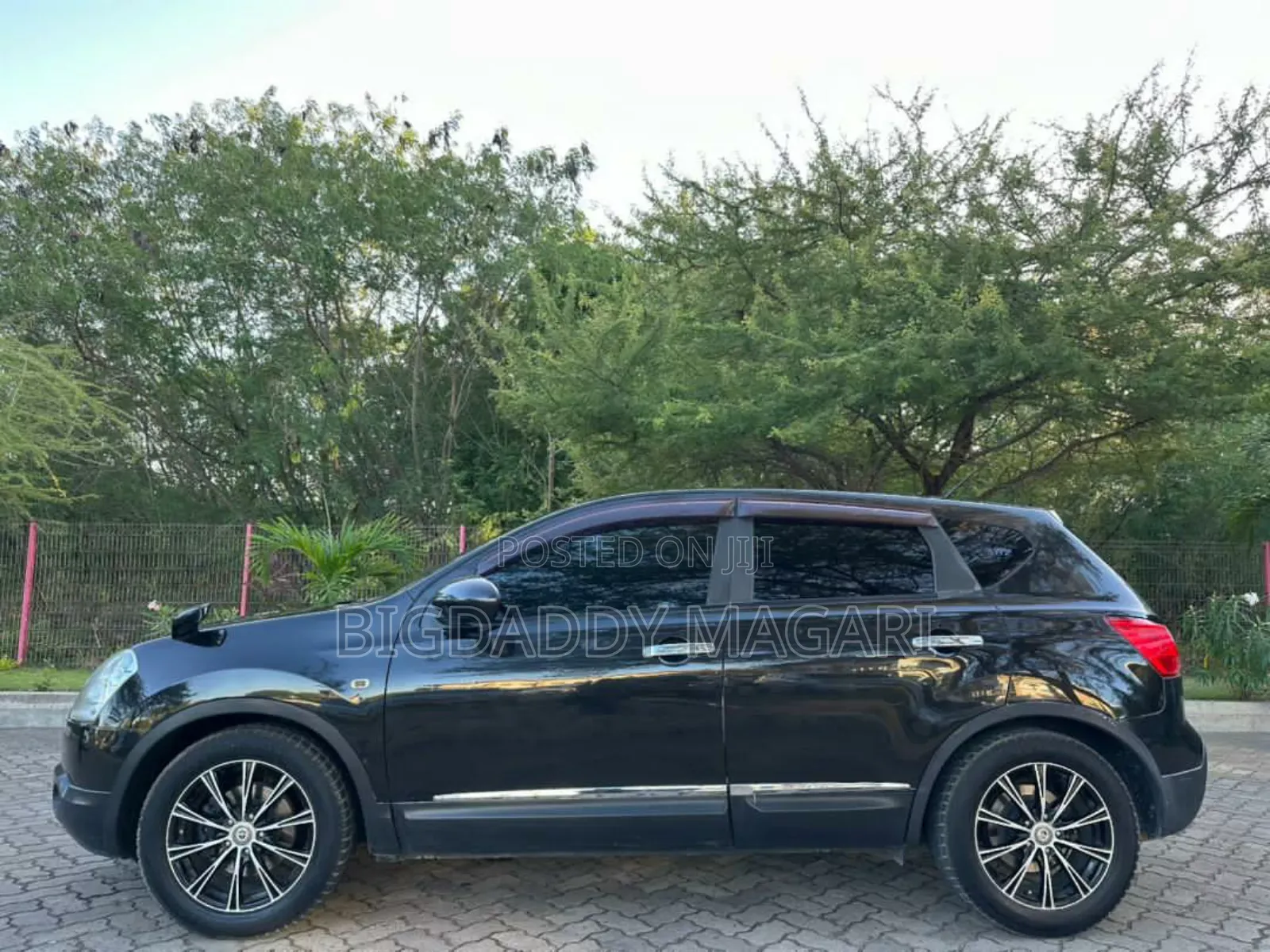 Nissan Dualis 2009 Black