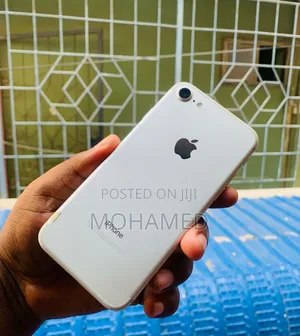 Apple iPhone 7 32 GB White