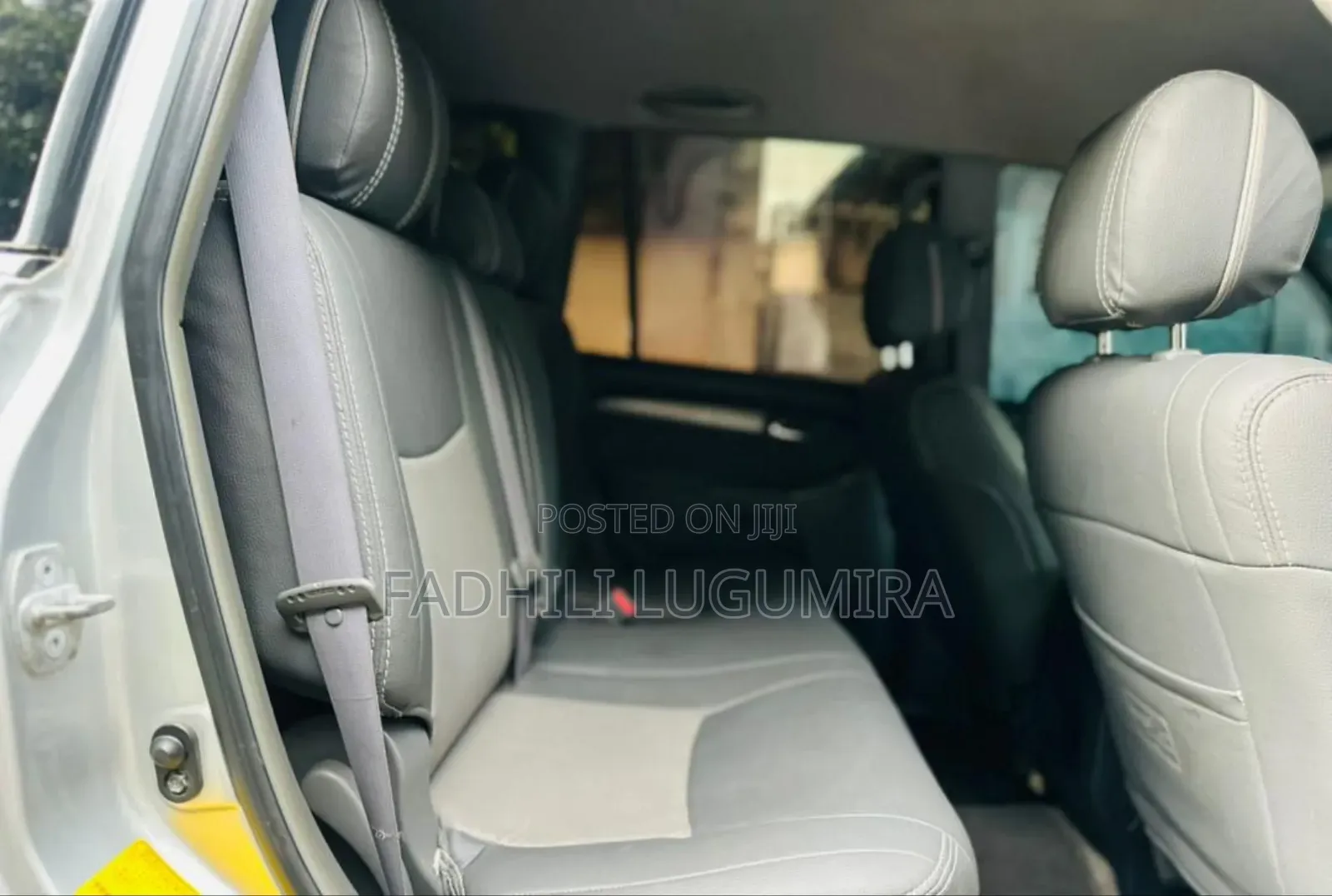 Toyota Land Cruiser 2005 Silver