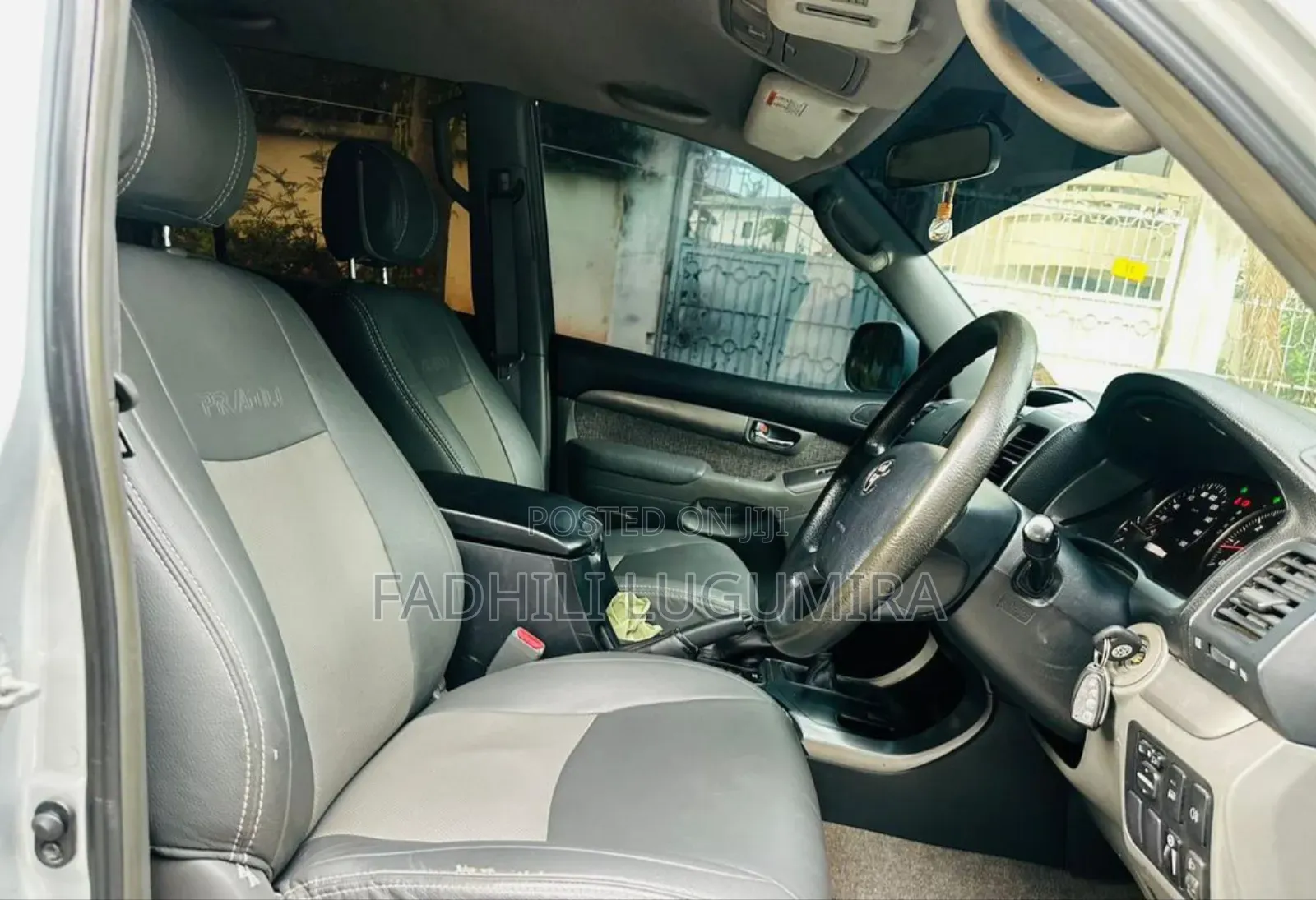 Toyota Land Cruiser 2005 Silver