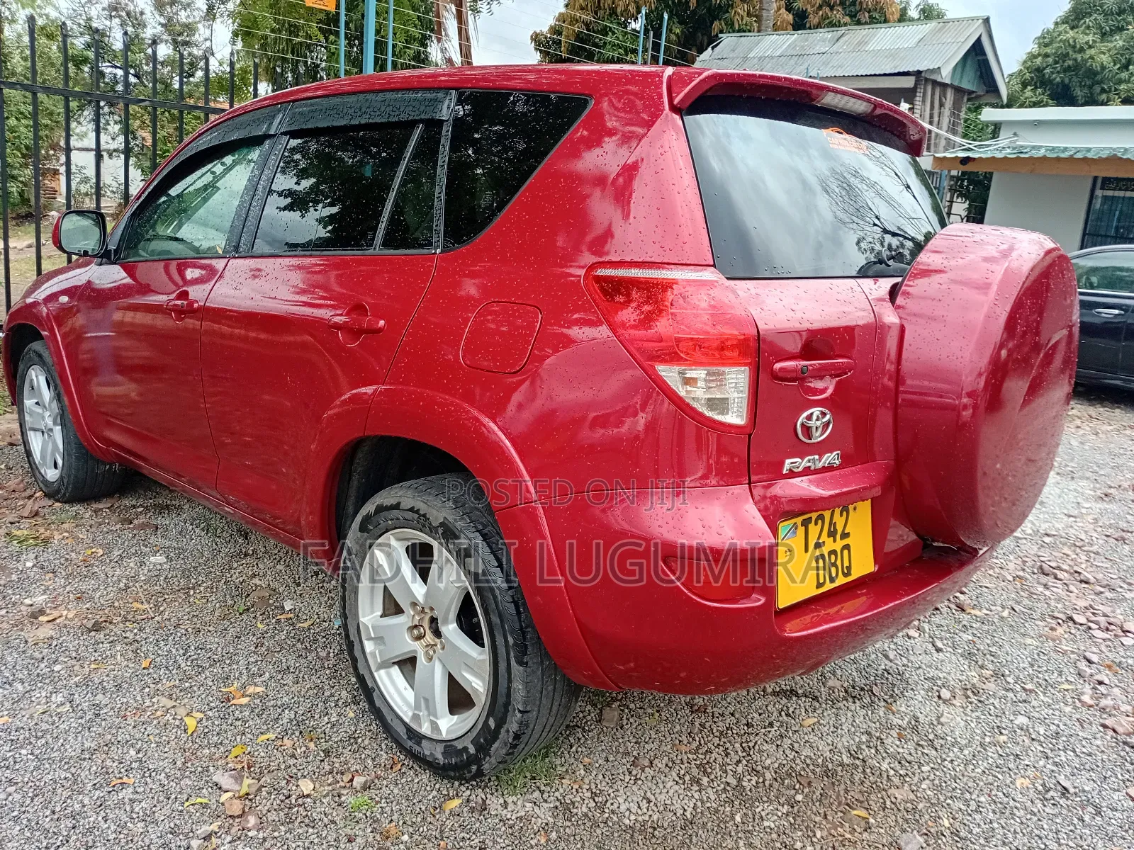 Toyota RAV4 2004 Red