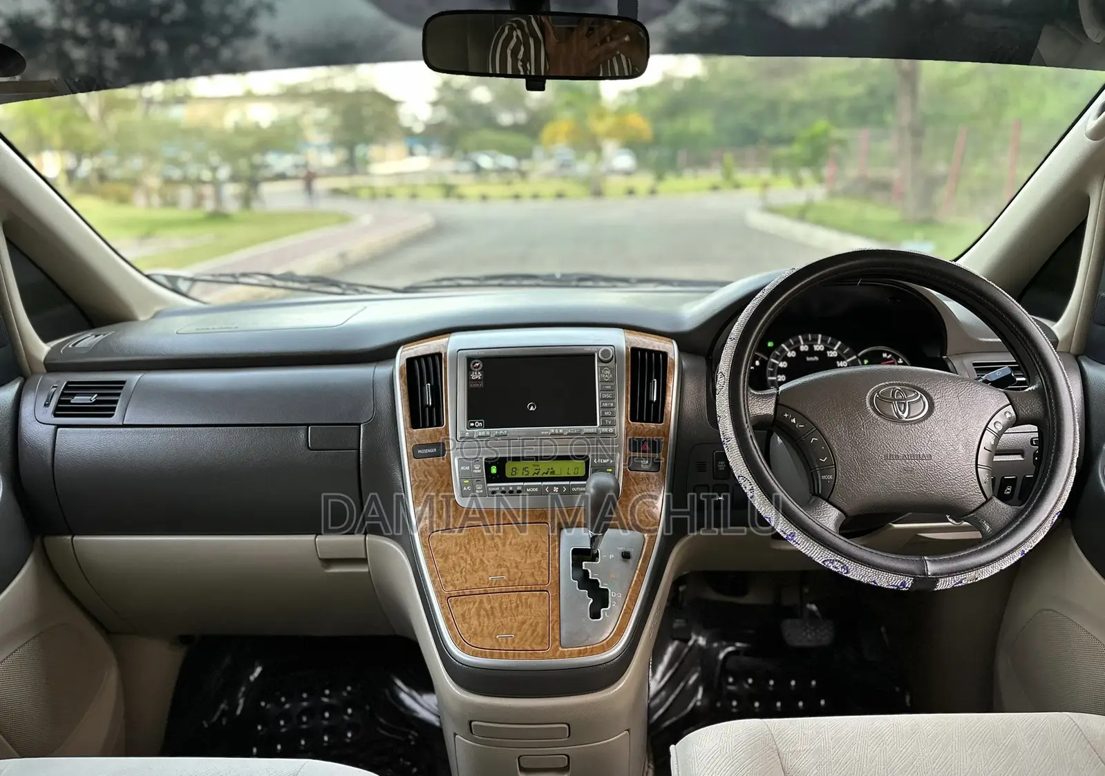 Toyota Alphard 2006 White