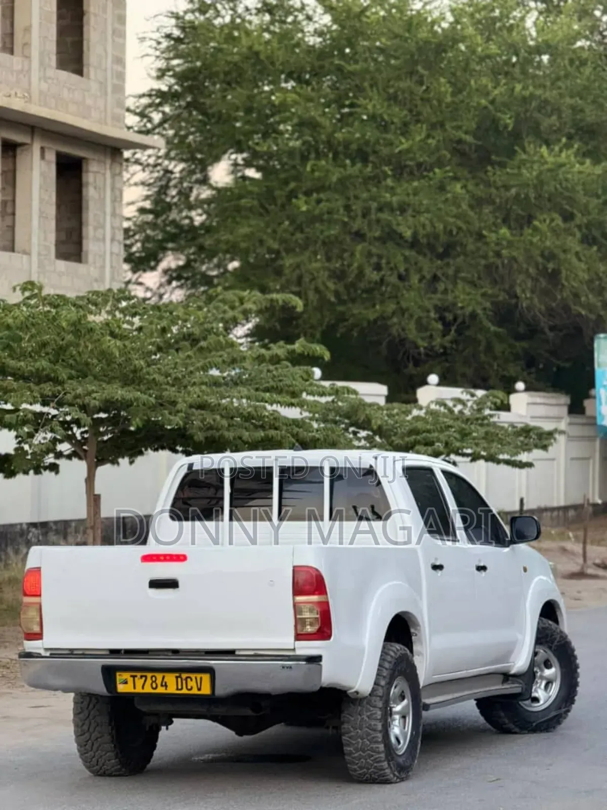 Toyota Hilux 2018 White