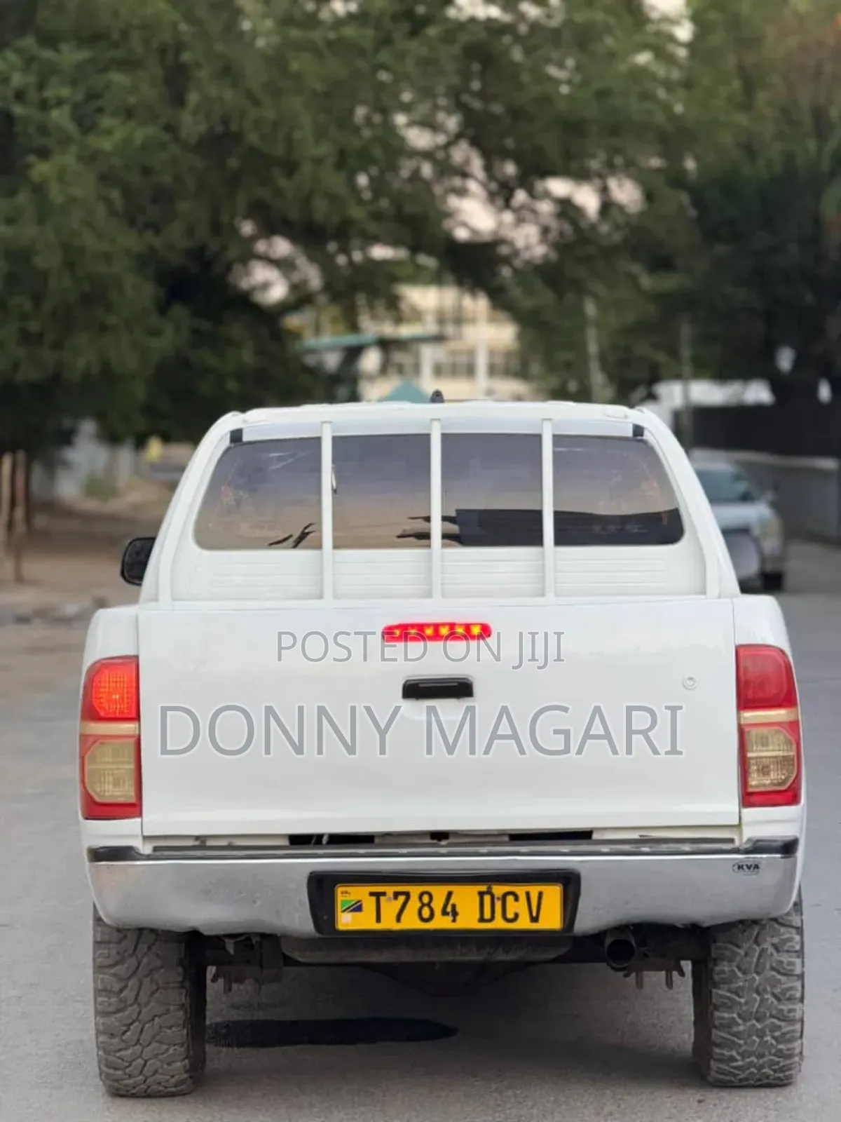 Toyota Hilux 2018 White