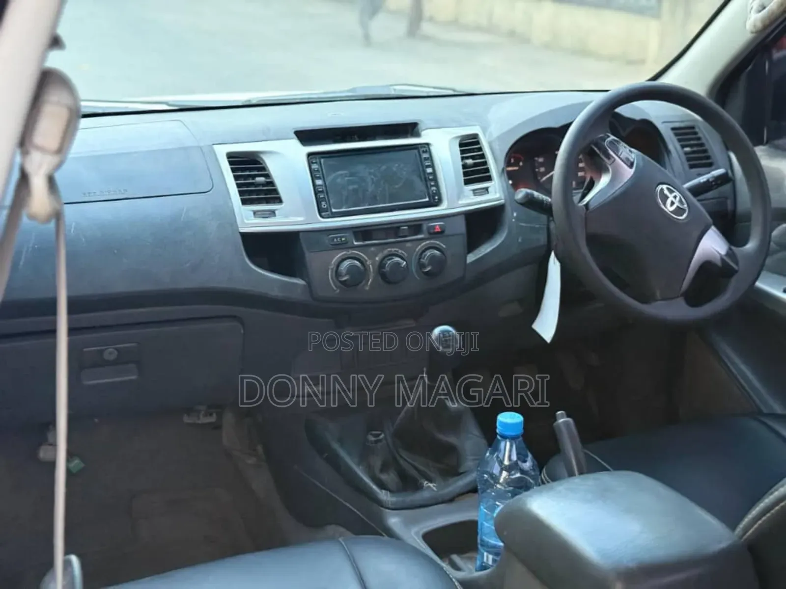 Toyota Hilux 2018 White