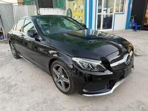 Mercedes-Benz C200 2015 Black
