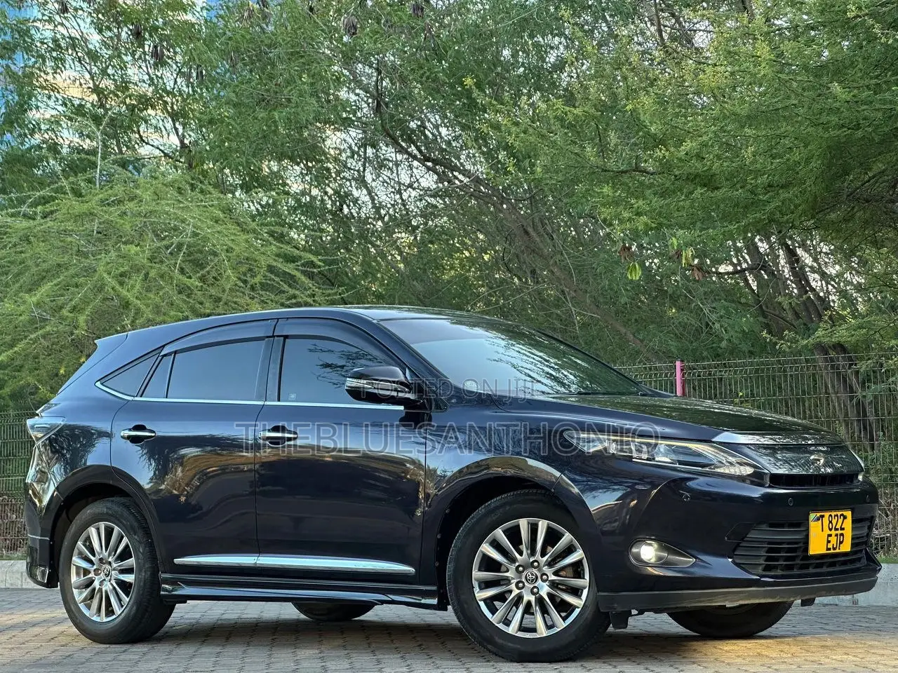 Toyota Harrier 2015 Black