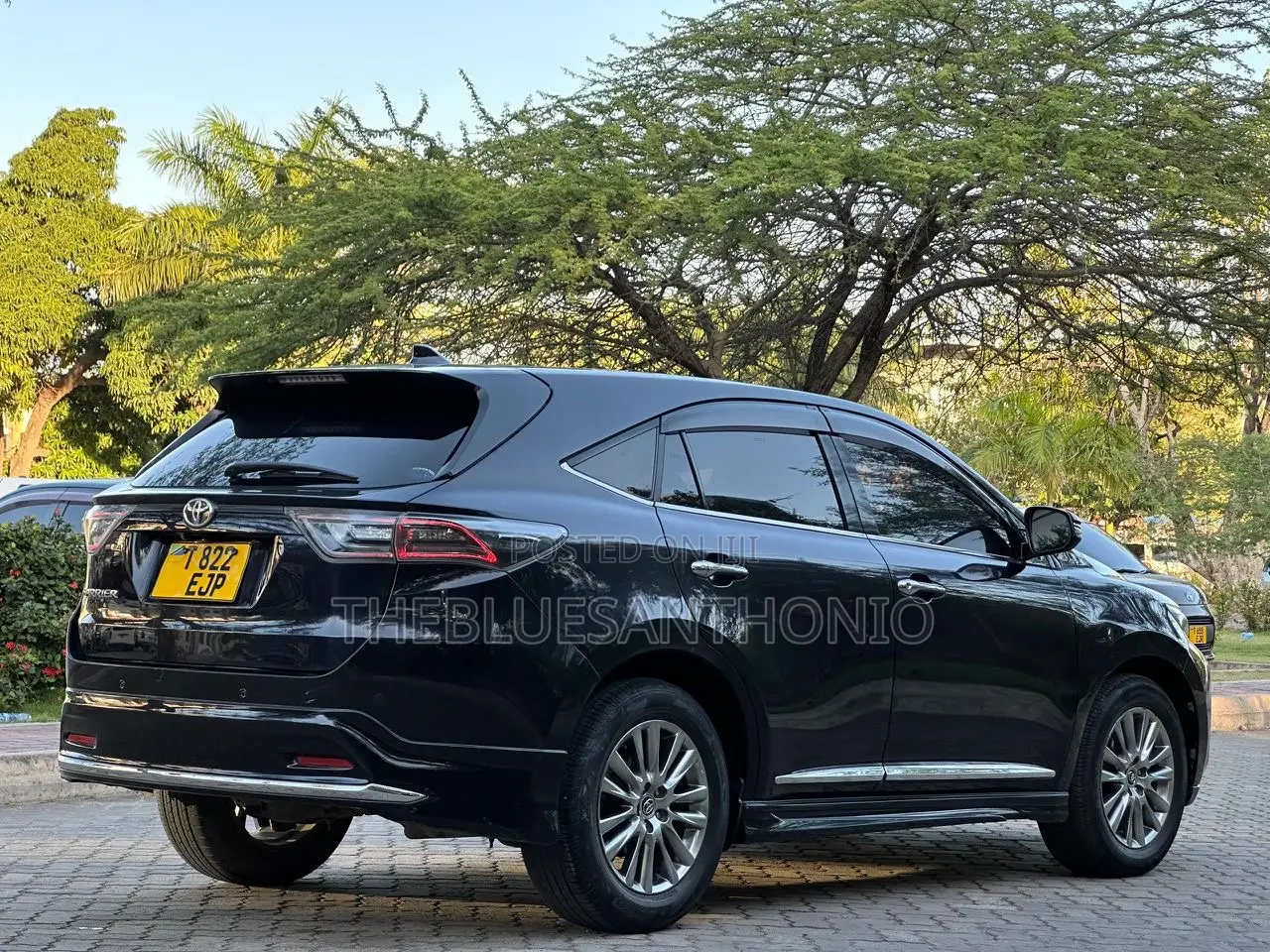 Toyota Harrier 2015 Black