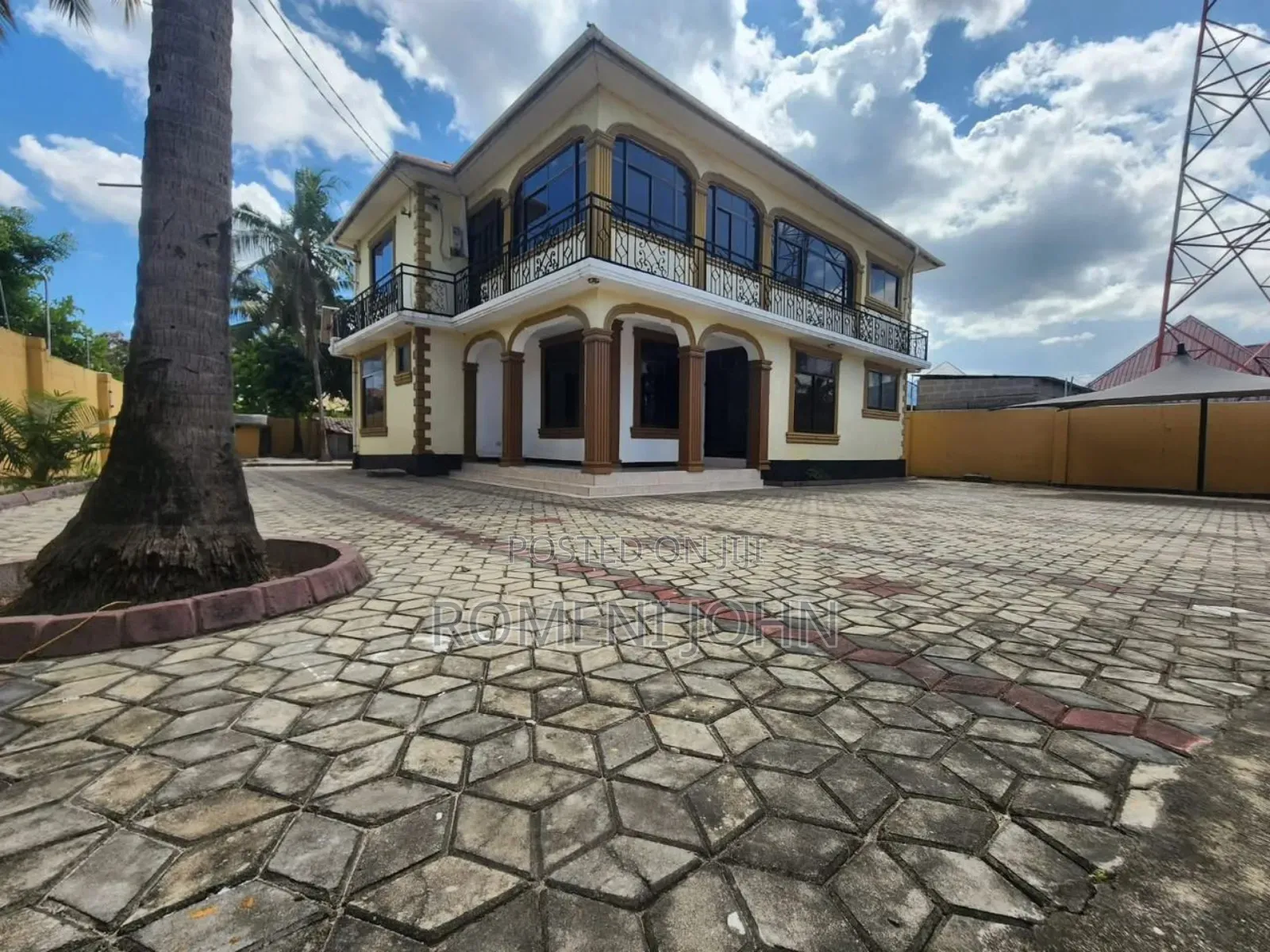 4bdrm Block of Flats in Tanzania Daresalaam, Ilala for rent