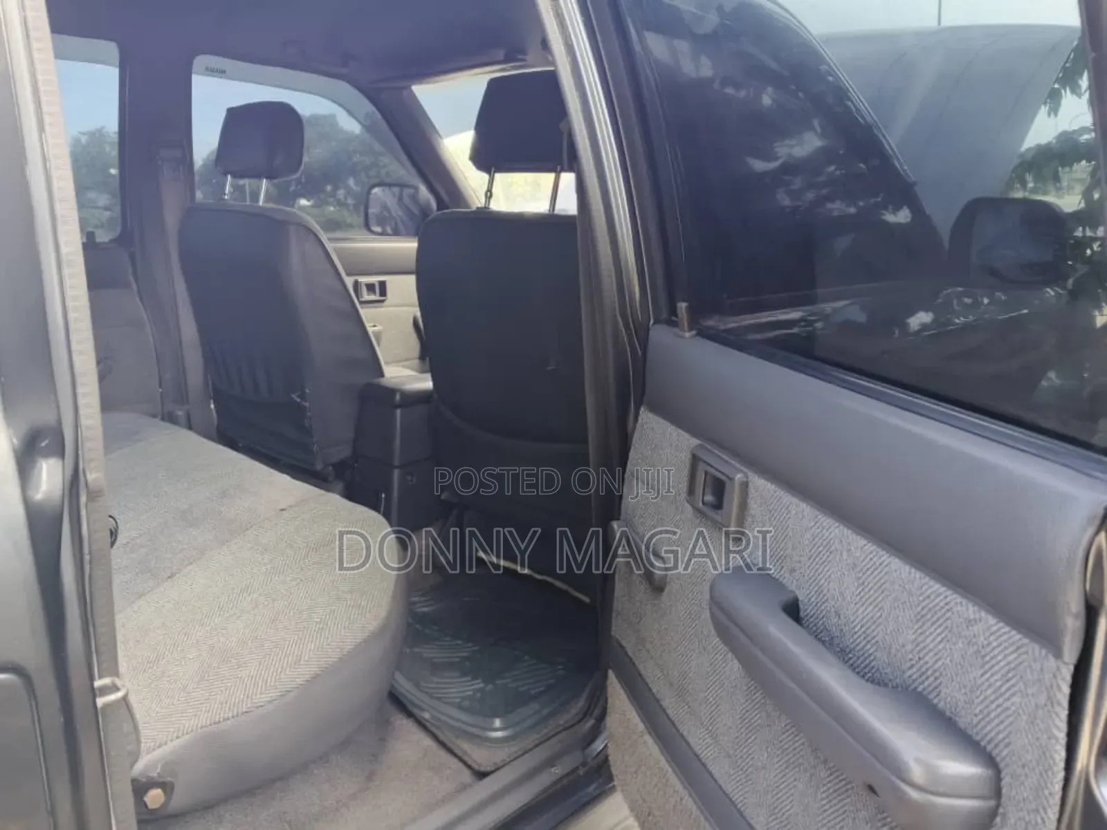 Toyota Hilux 2010 Black