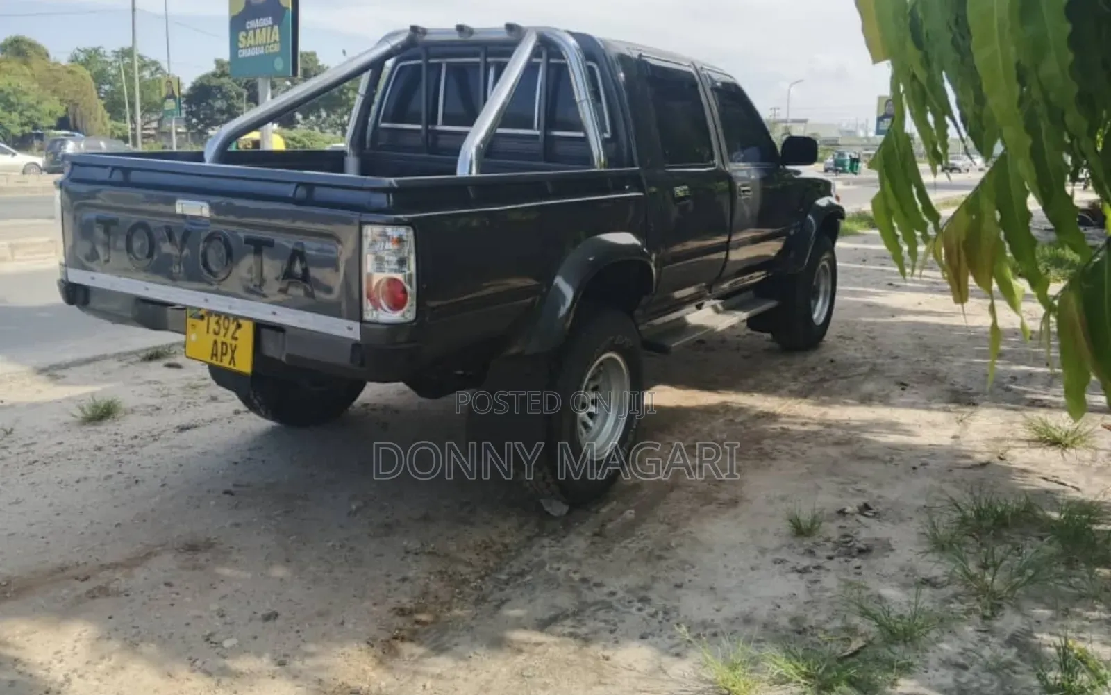 Toyota Hilux 2010 Black