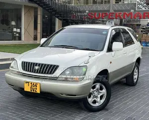 Toyota Harrier 1999 White