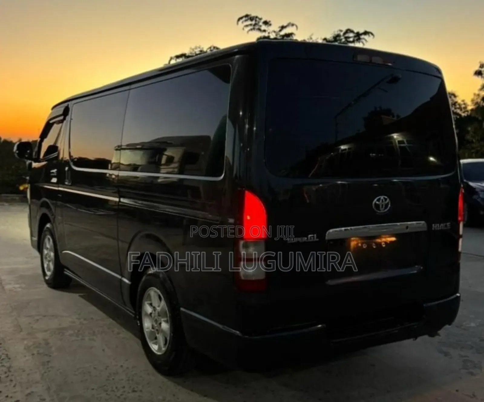Toyota HiAce 2005 Black